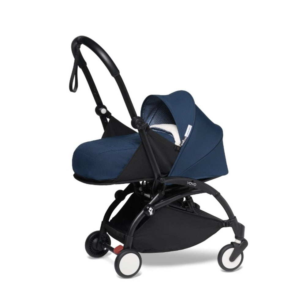 Babyzen Yoyo black frame with Air France Blue newborn pack