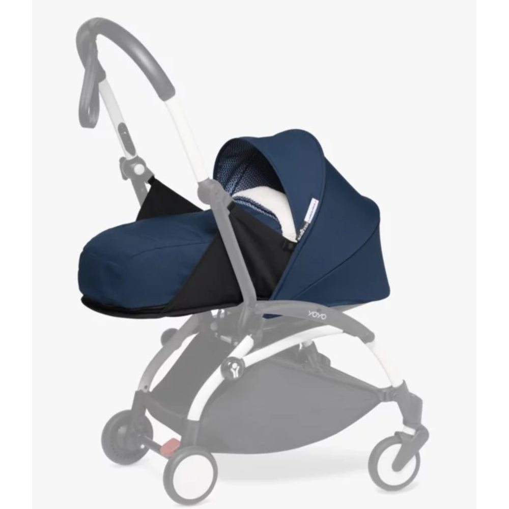 Babyzen Yoyo light grey and white frame with air france blue newborn pack